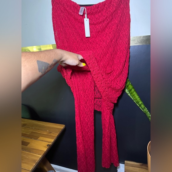 Red Lace skirt over pants - Picture 2 of 7
